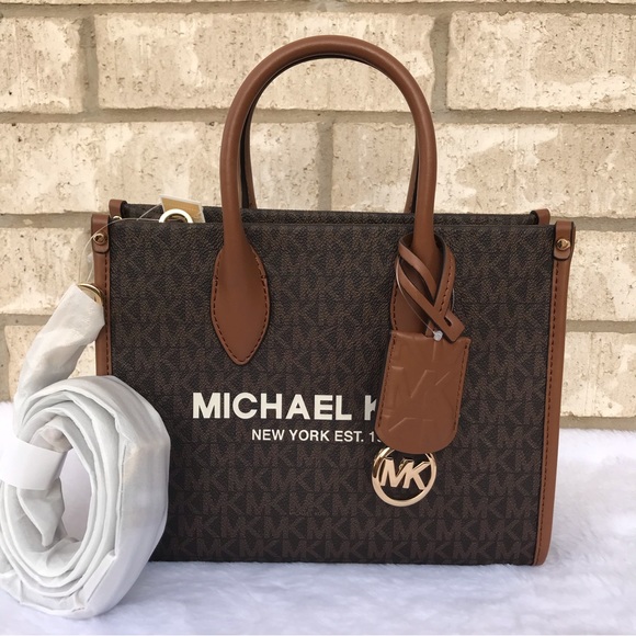 Michael Kors Handbags - Michael Kors Purse